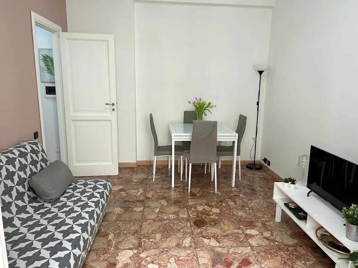 Apartment Civico 10 Home Rome